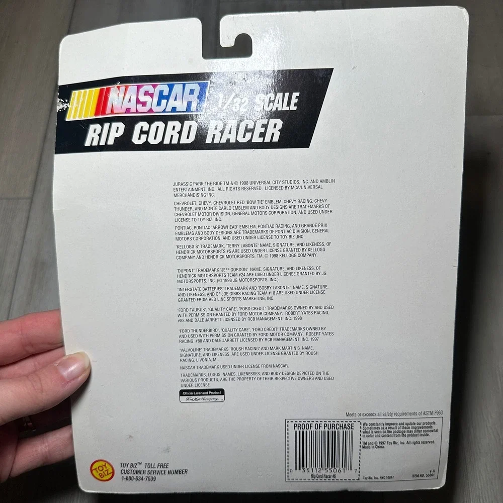Vintage Y2K‎ 1997 1/32 Scale Rip Cord Racer NASCAR Mark Martin 6 Valvoline Car